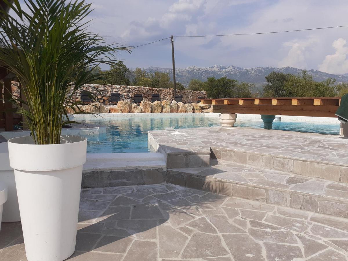 Hotel B&B Mama Mia Obrovac Zewnętrze zdjęcie