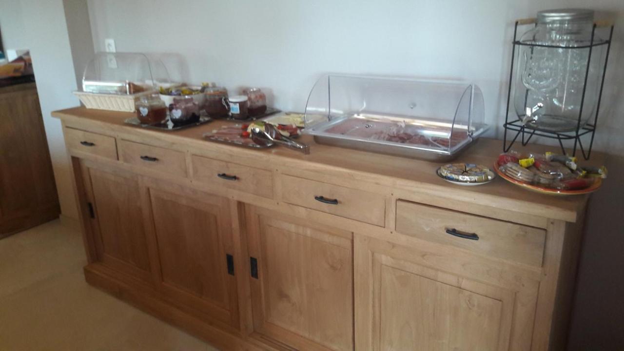 Hotel B&B Mama Mia Obrovac Zewnętrze zdjęcie